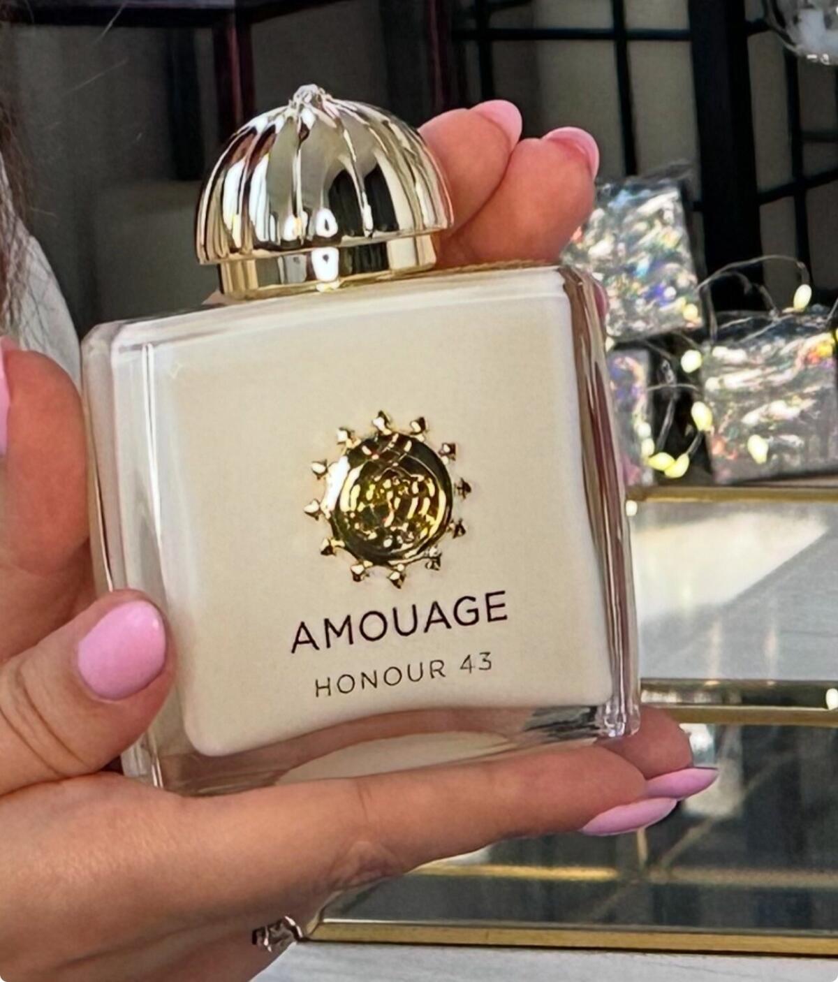 Amouage Honour 43 Woman Extrai - Perfume Fragrance Families ulasan dan harga